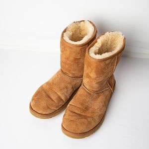 Ugg Classic Boots Size: 9